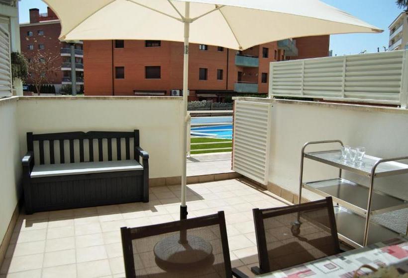 Apartment Mi Casa Fenals Family