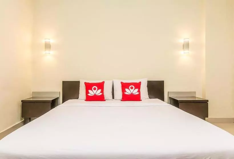 ホテル Airy Kartika Plaza Kuta Centre 8x Bali
