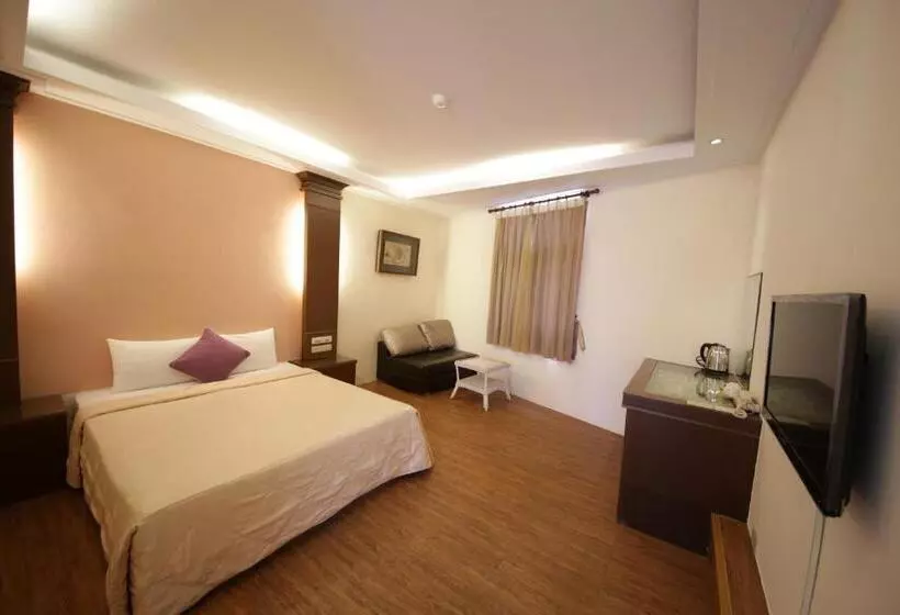 هتل Goden Beach B&b