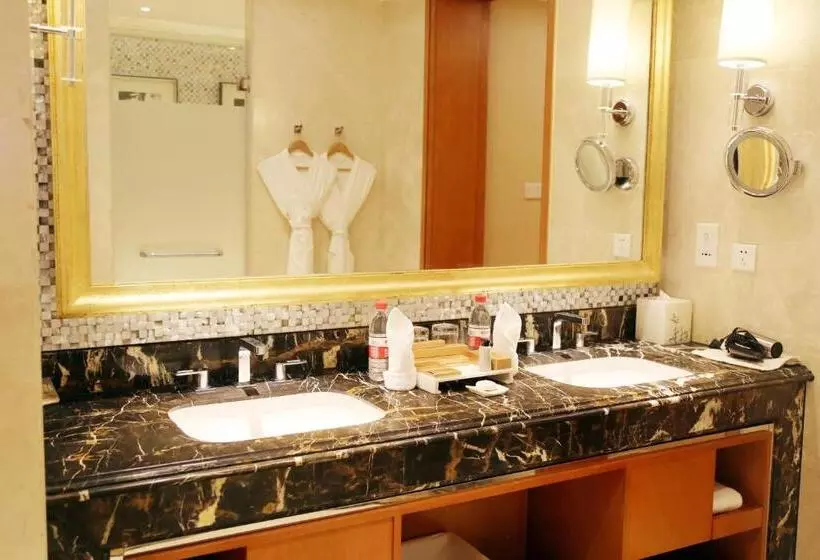Hotelli Huaguoshan