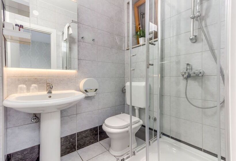 Hotel Pansion Martin