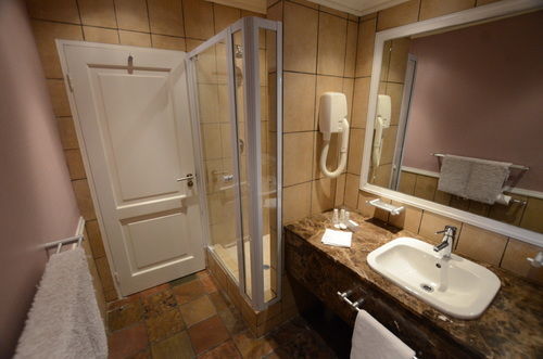 膳宿费 Norscot Manor Guest Lodge