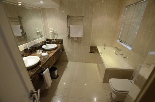 膳宿费 Norscot Manor Guest Lodge