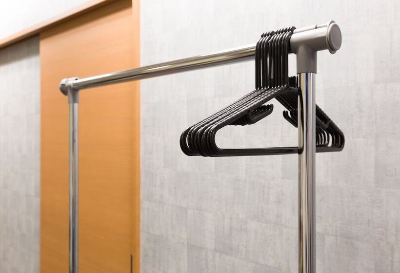 The Aquarius Inn Hostel