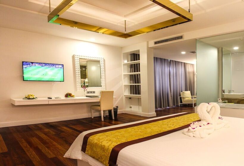 ホテル Grand Sokhalay