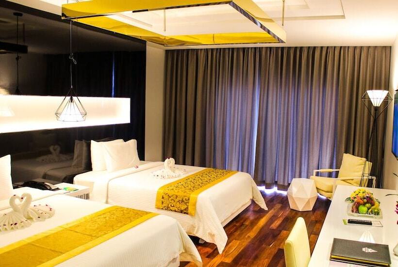 ホテル Grand Sokhalay