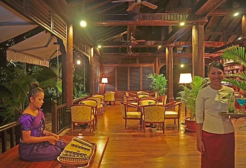 هتل Grand Sokhalay