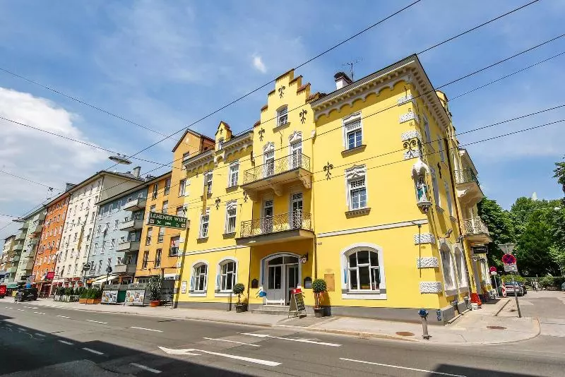 هتل Lehenerhof