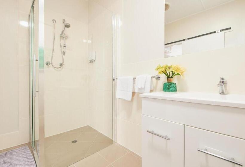 هتل Ruthven Street Motor Inn