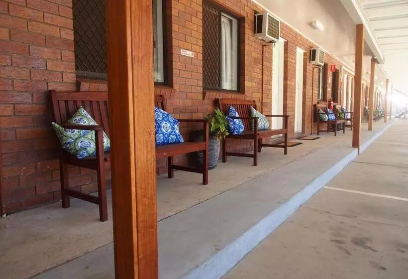 هتل Ruthven Street Motor Inn