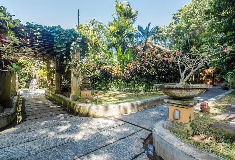 ホテル Zen Rooms Hang Tuah Sanur
