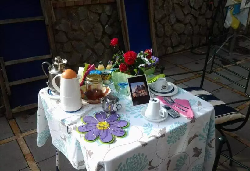 تختخواب و صبحانه Villa La Zagara