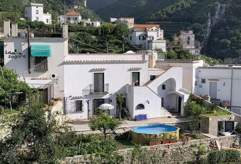 تختخواب و صبحانه Villa La Zagara