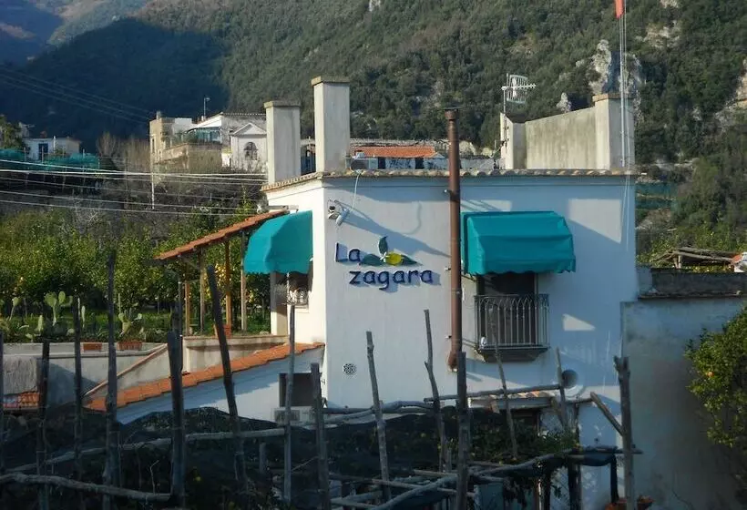 تختخواب و صبحانه Villa La Zagara