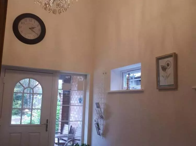 Berry House Bed & Breakfast