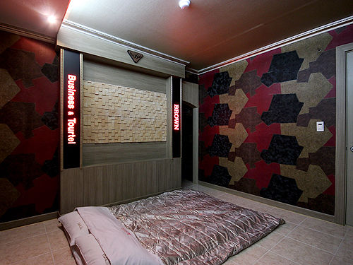 בית מלון כפרי Brown