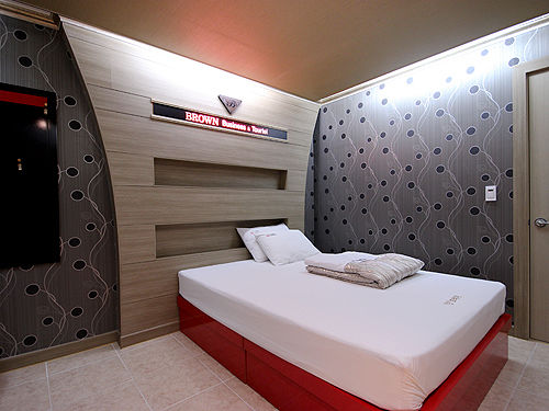 בית מלון כפרי Brown