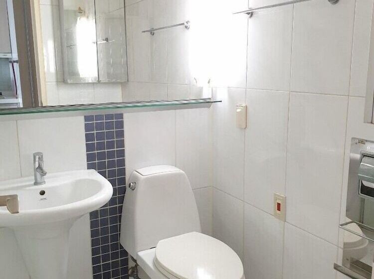 هتل Goodday Airtel