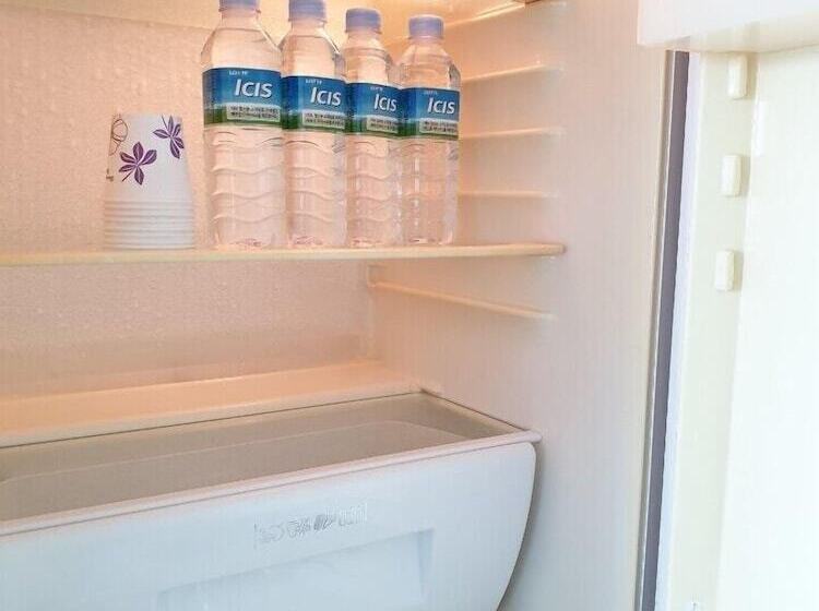 هتل Goodday Airtel