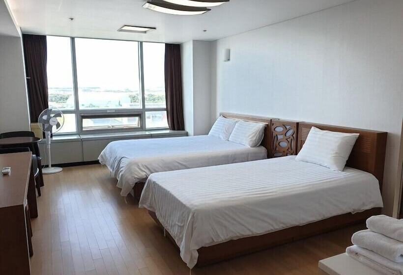 هتل Goodday Airtel