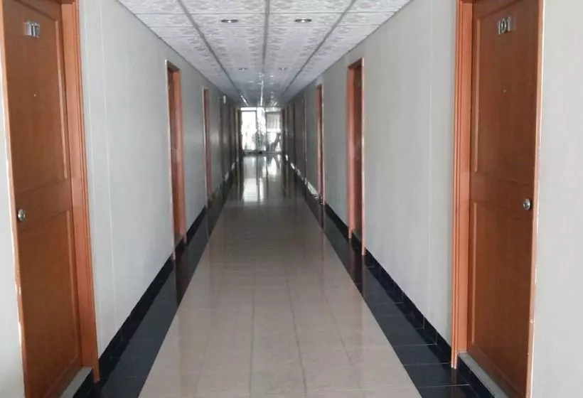 هتل Jitwilai Place