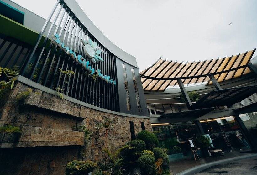 בית מלון כפרי Sun City Suites