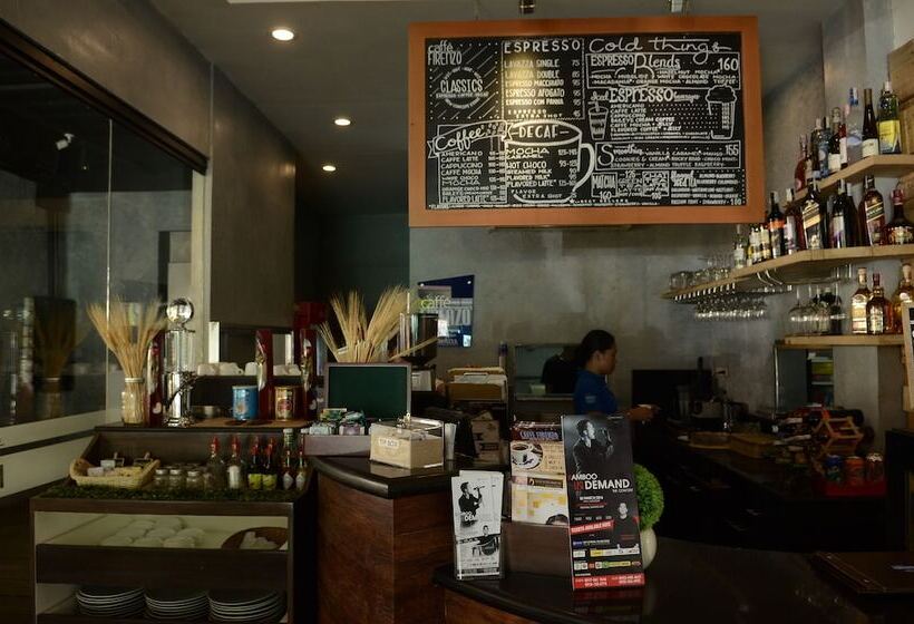 בית מלון כפרי Sun City Suites