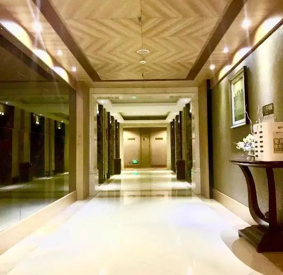 هتل Nice International Apartment