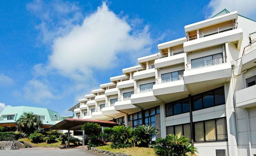 Izukogen Wanwan Paradise Hotel & Cottage