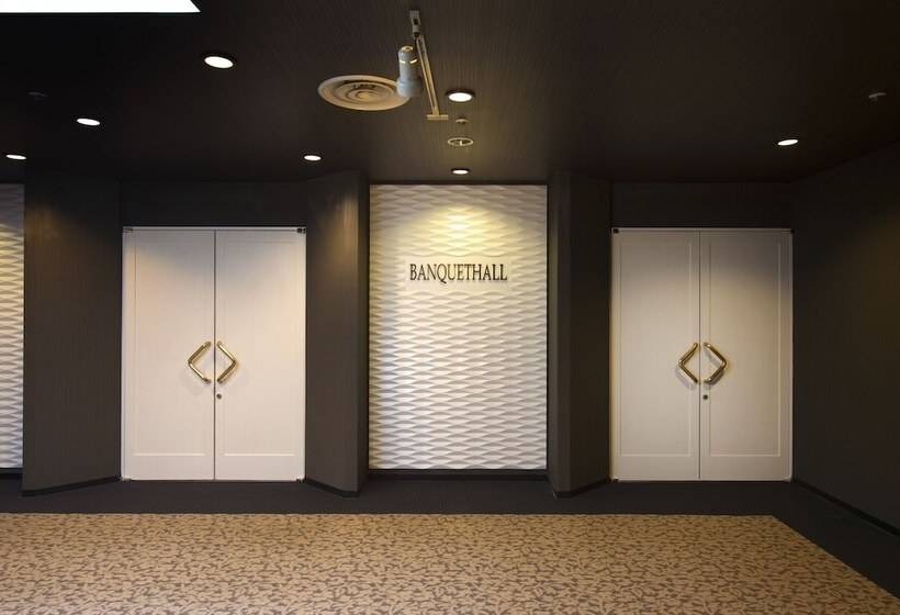 Izukogen Wanwan Paradise Hotel & Cottage