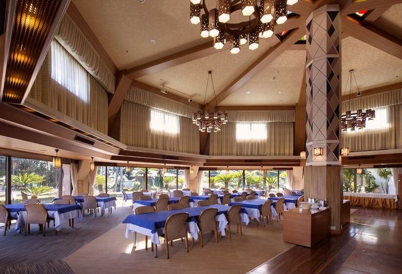 Izukogen Wanwan Paradise Hotel & Cottage