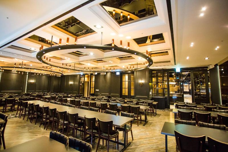 J Square Hotel And Wedding