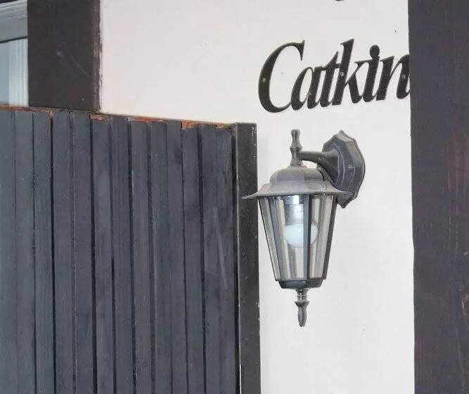 Majatalo Cottonwood Guesthouse