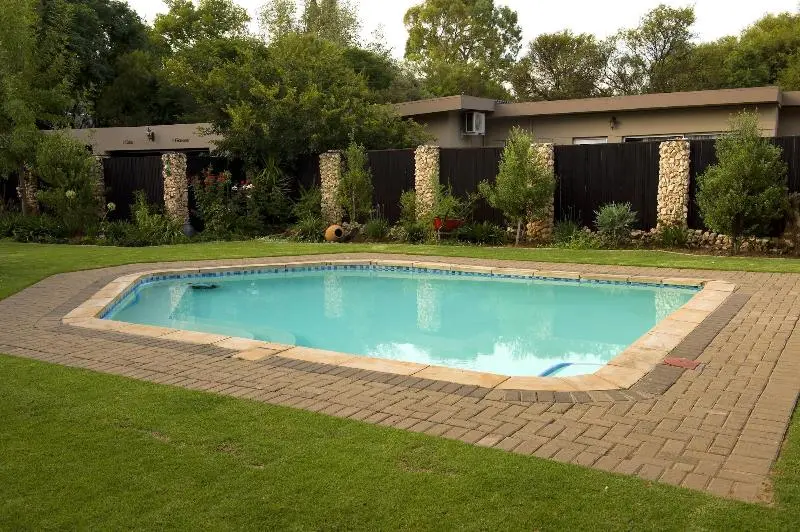 Majatalo Cottonwood Guesthouse