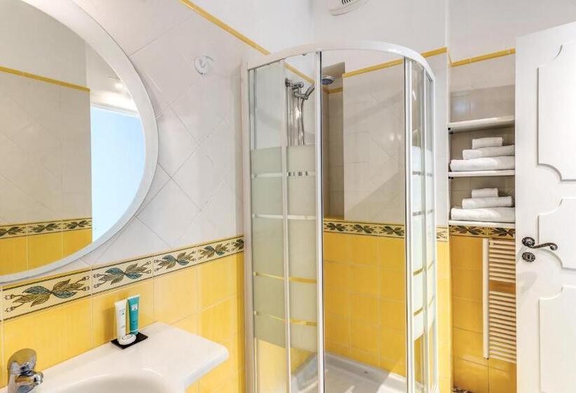 Villa Dafne Gulf Views Pool And Guest Services