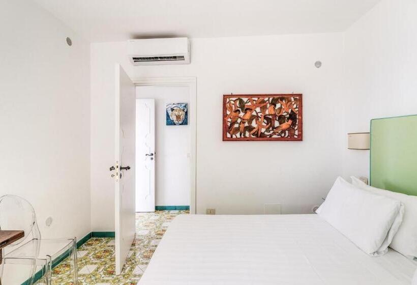 Villa Dafne Gulf Views Pool And Guest Services