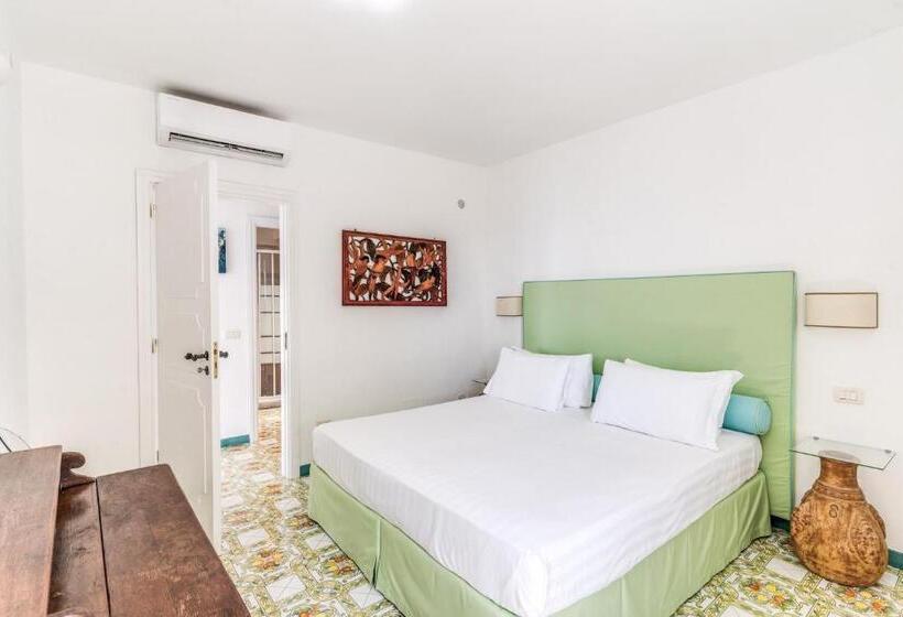 Villa Dafne Gulf Views Pool And Guest Services