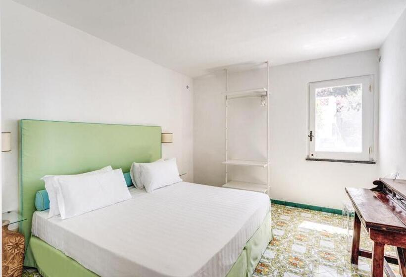 Villa Dafne Gulf Views Pool And Guest Services