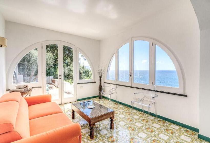 Villa Dafne Gulf Views Pool And Guest Services