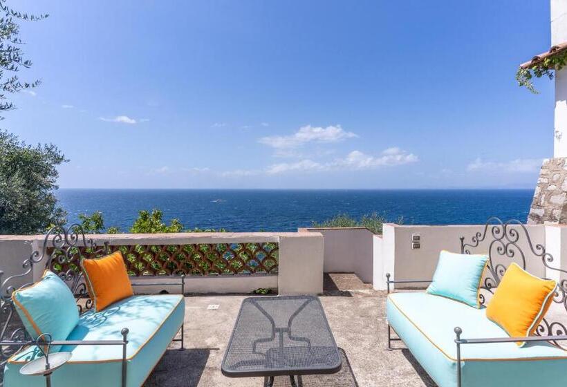 Villa Dafne Gulf Views Pool And Guest Services