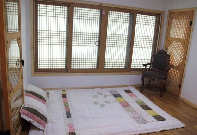 Hotel Suncheon Moonlight Love Hanok Pension