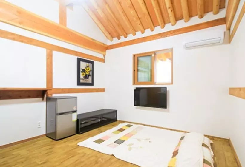 ホテル Suncheon Moonlight Love Hanok Pension