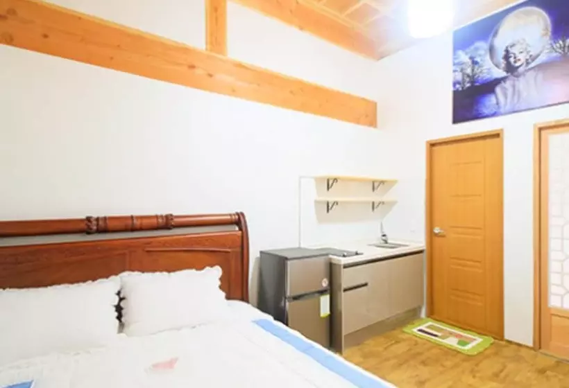 ホテル Suncheon Moonlight Love Hanok Pension