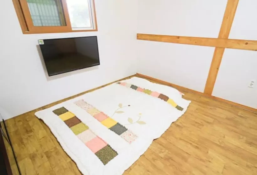 ホテル Suncheon Moonlight Love Hanok Pension