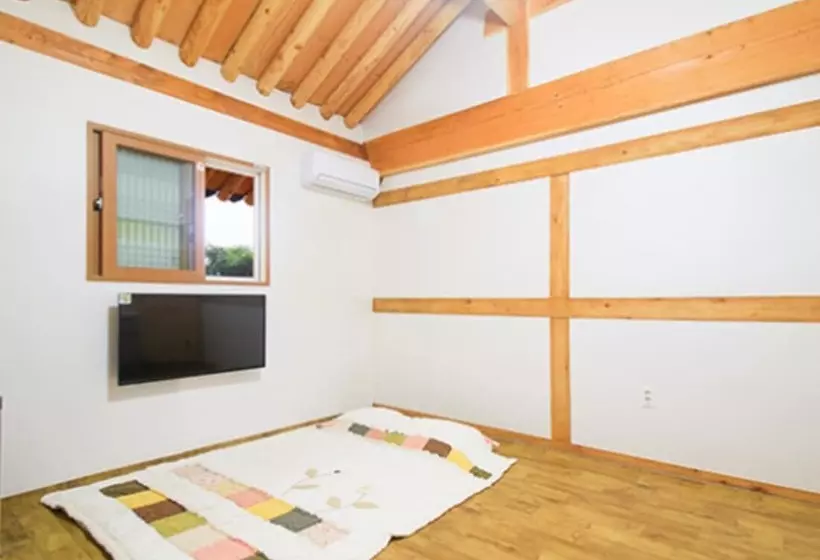 ホテル Suncheon Moonlight Love Hanok Pension