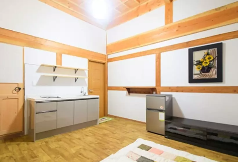 ホテル Suncheon Moonlight Love Hanok Pension