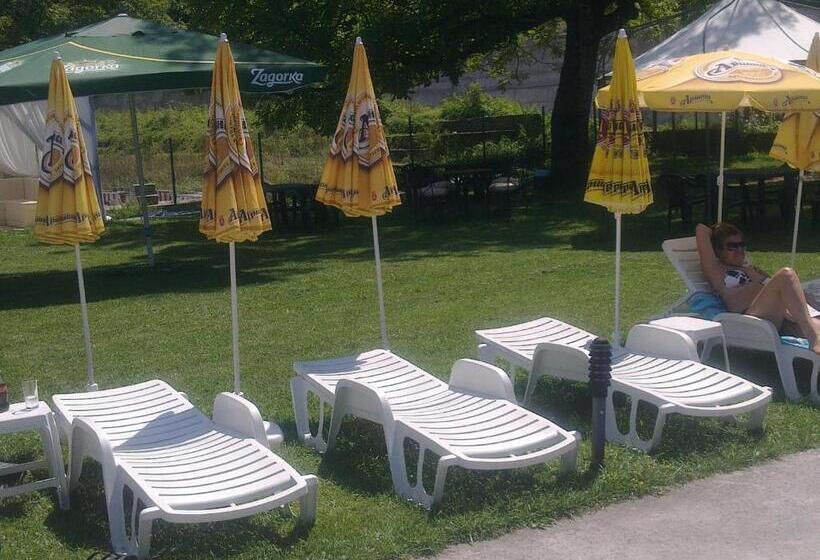 Family Hotel Teteven