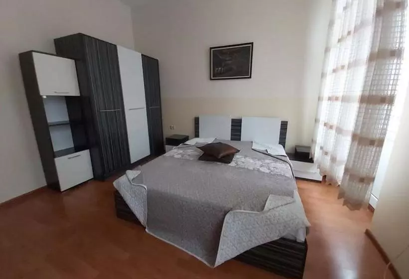 هتل Mirage Pleven