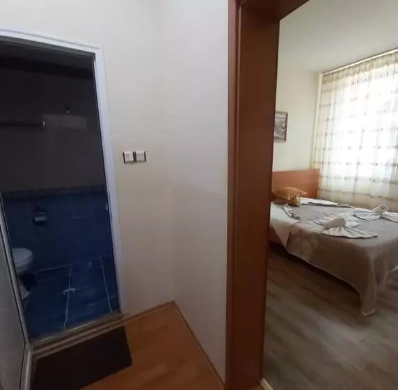 هتل Mirage Pleven