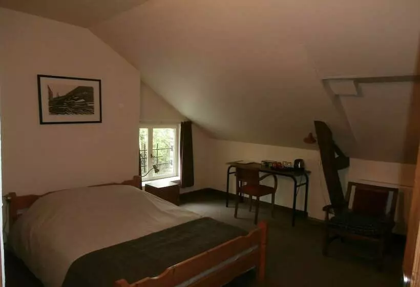 Aamiaismajoitus (B&B) L Ermite